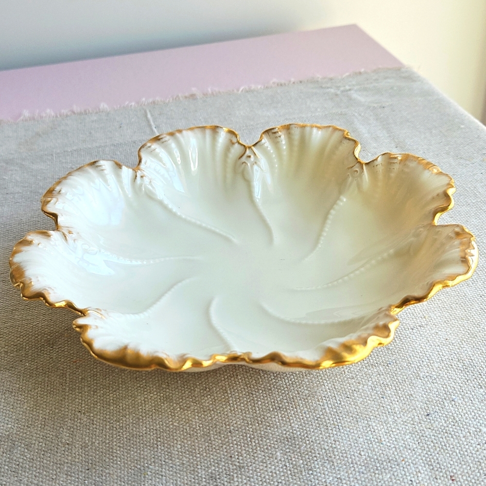 VTG Lenox Old Florette Scalloped Bowl Nut Candy Dish Porcelain Cream Go…
